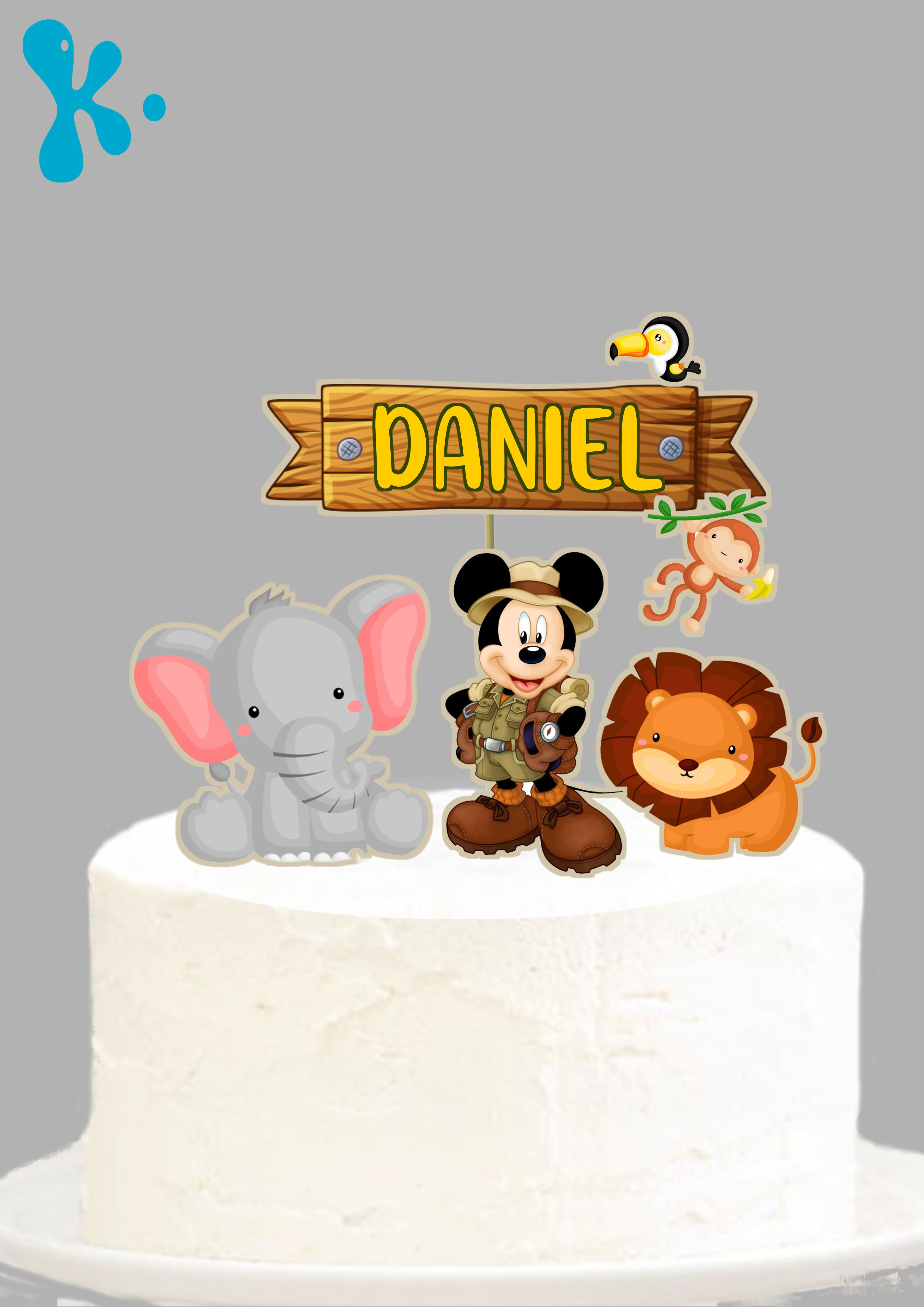 Topo de bolo Mickey Safari personalizado com nome para festa infantil.