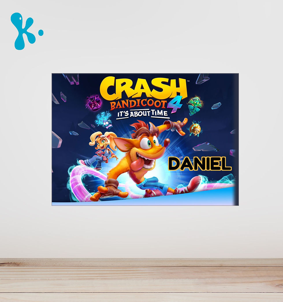 Cartaz personalizado Crash Bandicoot com personagem em ação e nome da criança