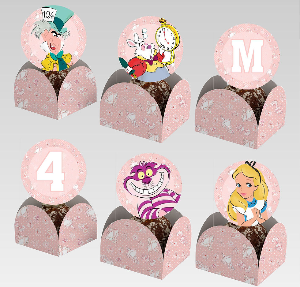 Conjunto de toppers e caixetas Alice no País das Maravilhas em tons rosa com Alice, Chapeleiro, Coelho Branco e Gato de Chesh