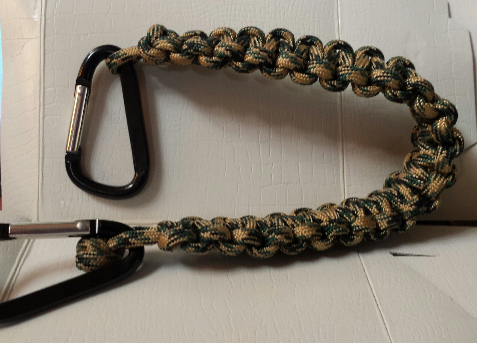 PARACORD SURVIVAL STRAP