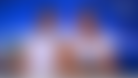 מדברת בשם עצמי