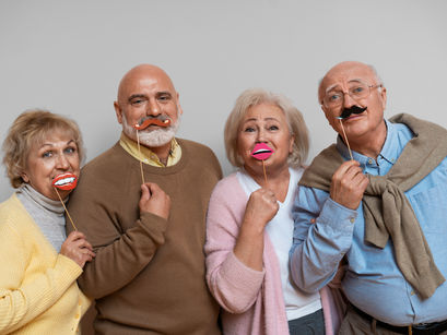 AVÓS: Para sempre que precisarmos, para sempre lembrarmos.