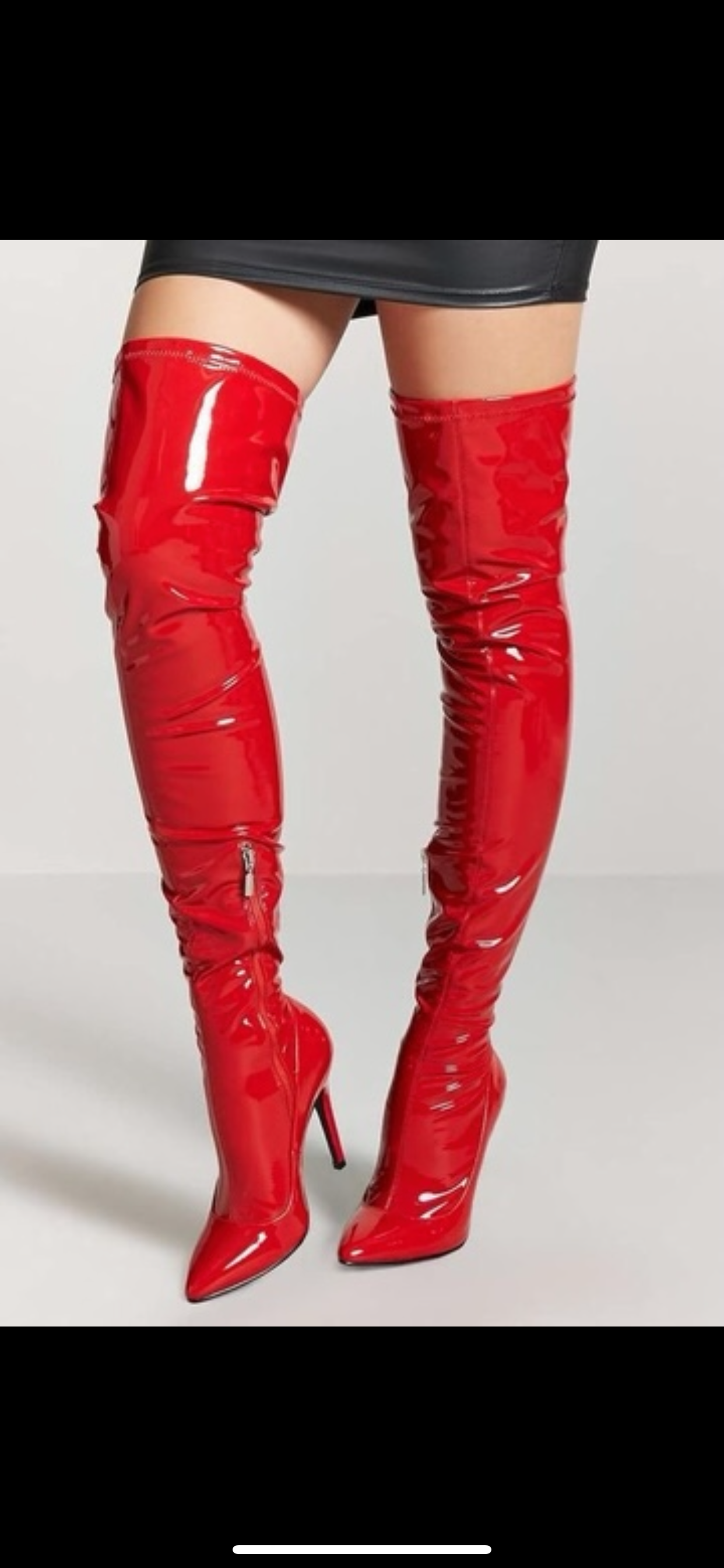 Bota  vermelha de latex