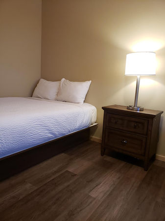 Thompson's Resort 9A (22).jpg