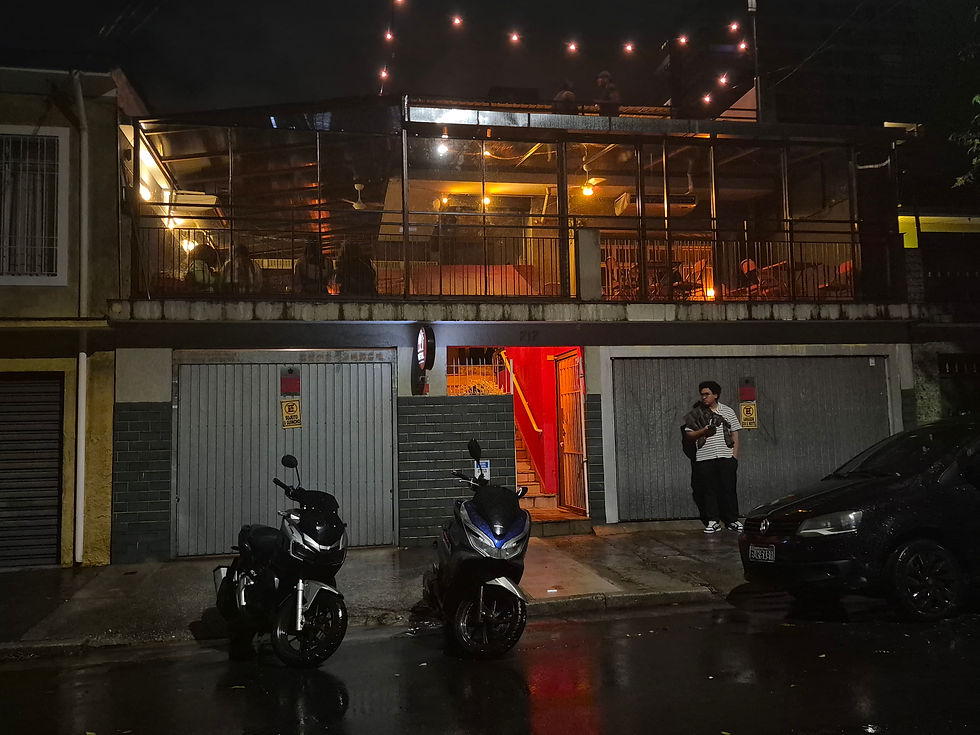 Fachada da Casa Pretal, localizada na R. Camilo, 717 - Vila Romana