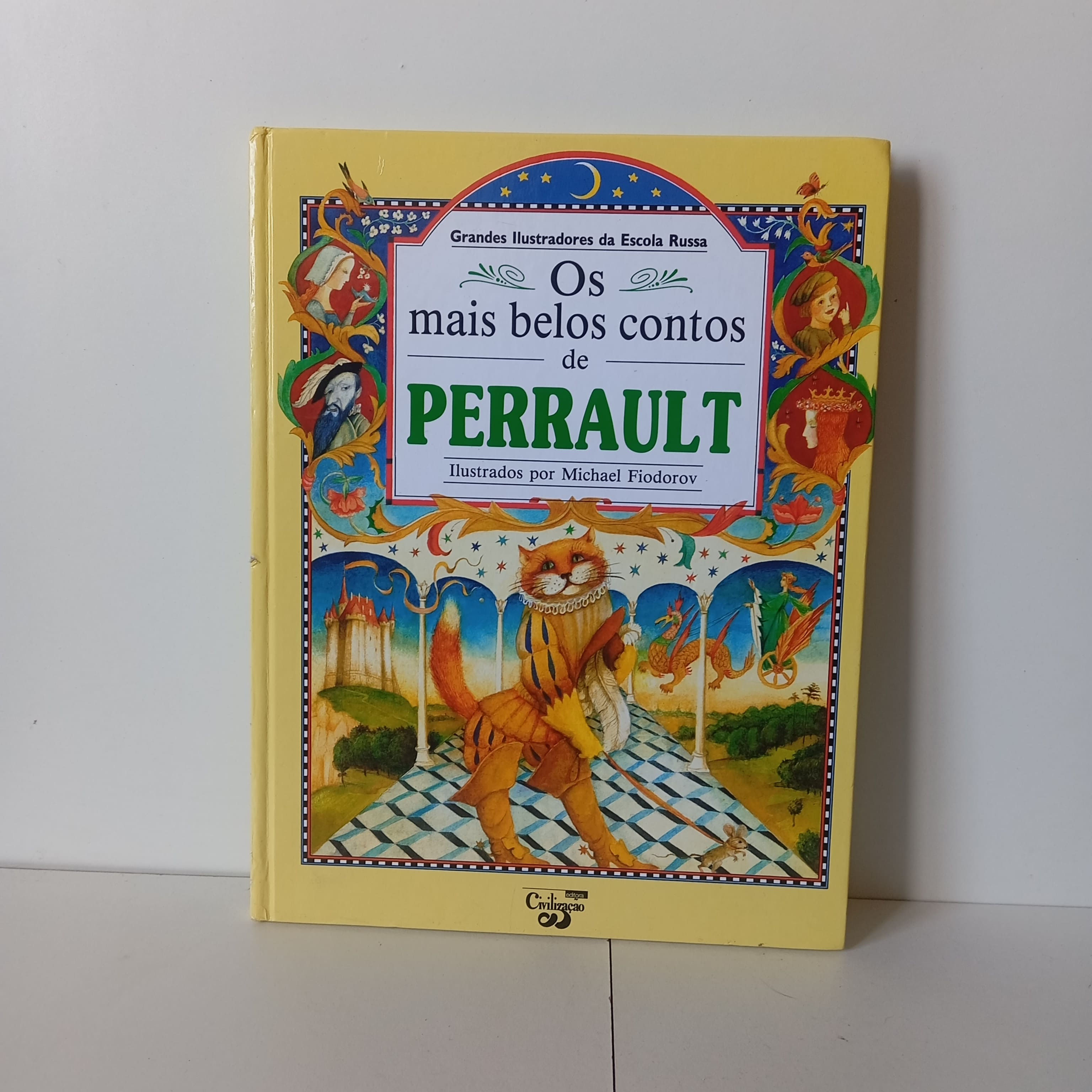 Os Mais Belos Contos de Perrault - Michael Fiodorov