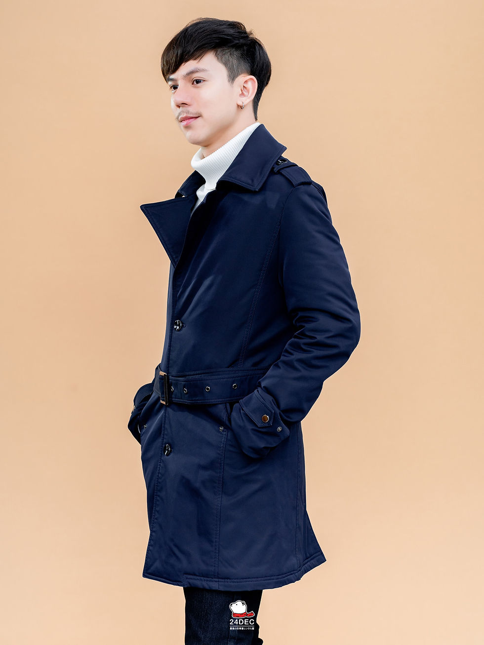 ภาพขนาดย่อ: เช่าเสื้อเทรนช์โค้ท ชาย รุ่น ELVIS