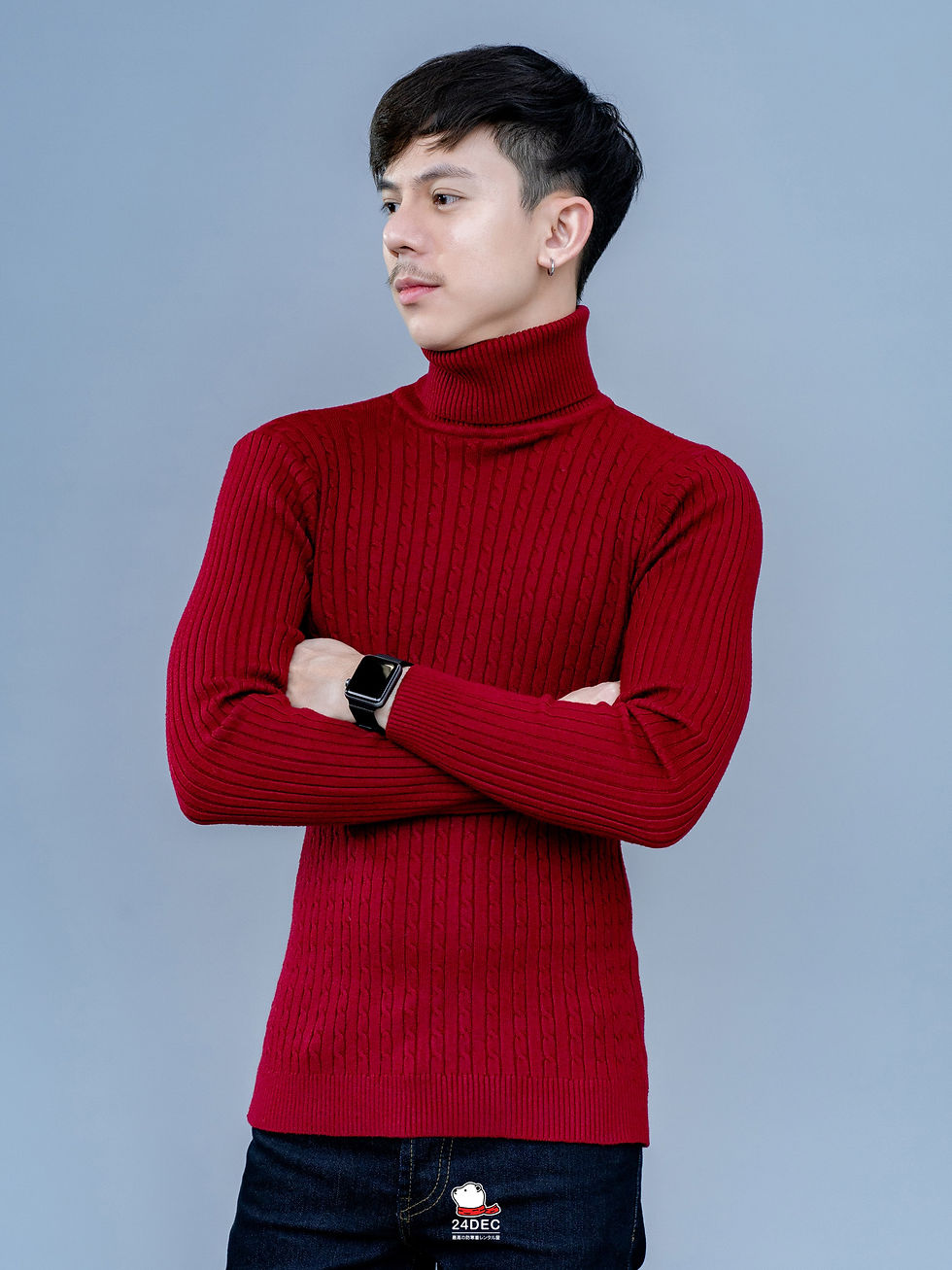 ภาพขนาดย่อ: เช่าเสื้อยืดคอเต่า ชาย รุ่น SOLO