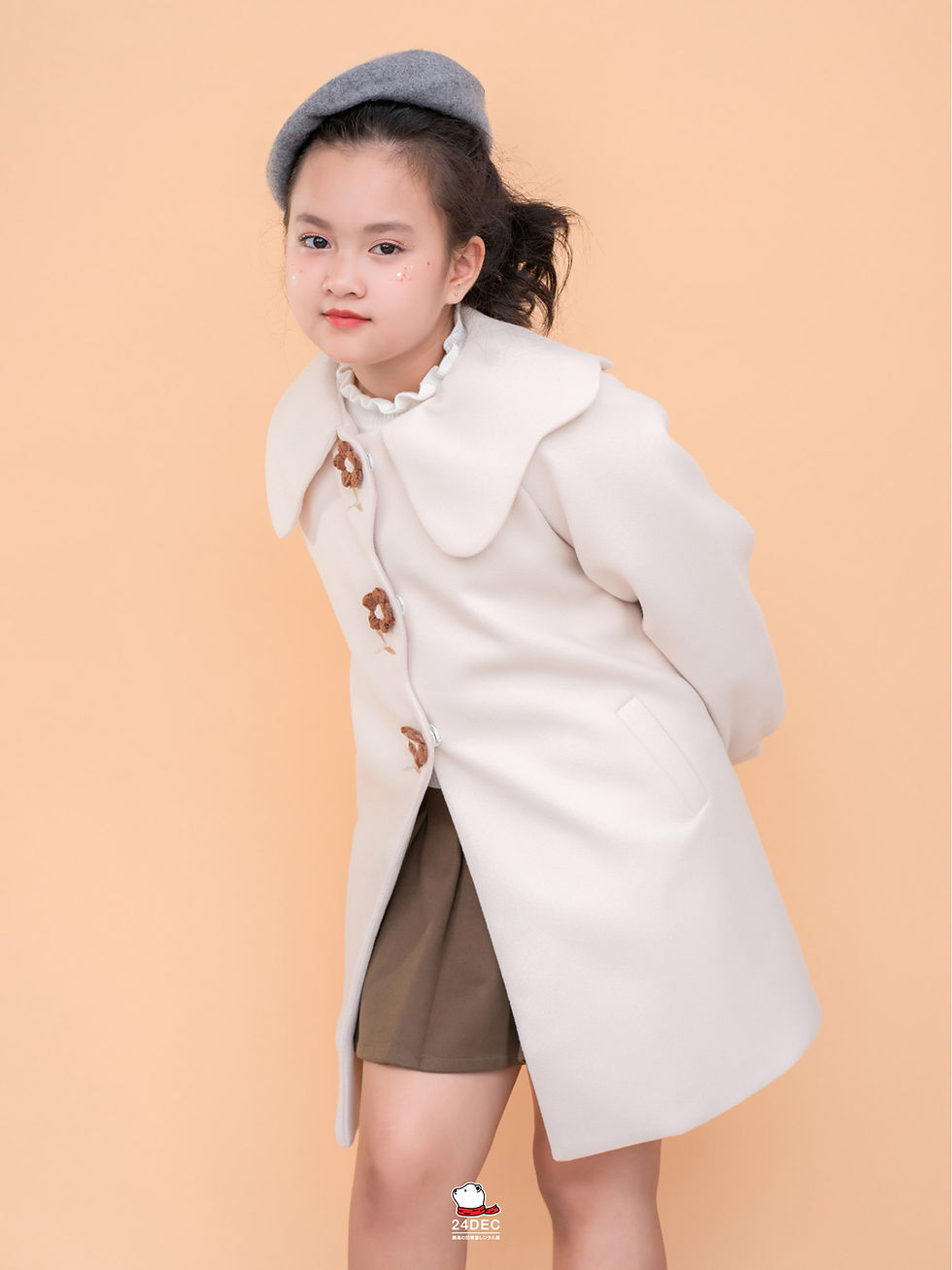 ภาพขนาดย่อ: เช่าเสื้อโค้ท เด็ก รุ่น OMELET