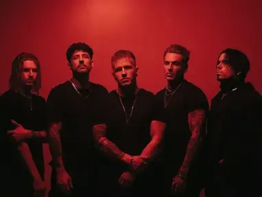 From Ashes To New, Yeni Şarkısı Villain'i Müzik Videosuyla Paylaştı, "Reflections" Albümünü Duyurdu
