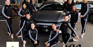 Les élèves du Ballet School of Belgium sont sponsorisés par KIA centre motors pour les tenues de concours.