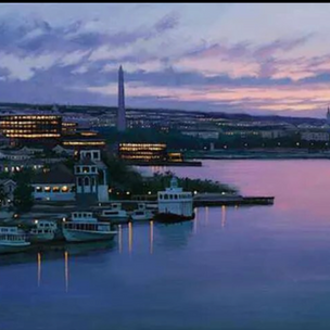 Sunset over the Potamac in Washington DC with the Washington monument in the background