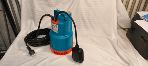 Submersible Drainage Pump SP100 (H07 RN8F, m, 250 l/min) Foras