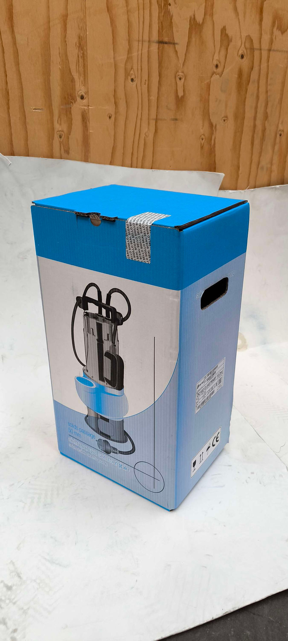 Thumbnail: DC 100 G - Huishoudelijke afvoerpomp (9,4 m, 300 l/min) voor tuin en gazon