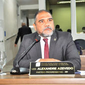 Temendo nova operação da PF, vereador Alexandre Azevedo entrega celular para perícia e levanta novos questionamentos