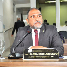 Temendo nova operação da PF, vereador Alexandre Azevedo entrega celular para perícia e levanta novos questionamentos