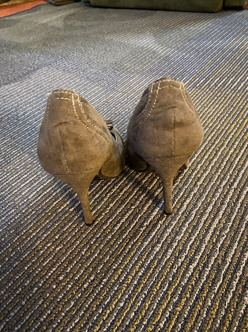 Thumbnail: Paprika  Pumps