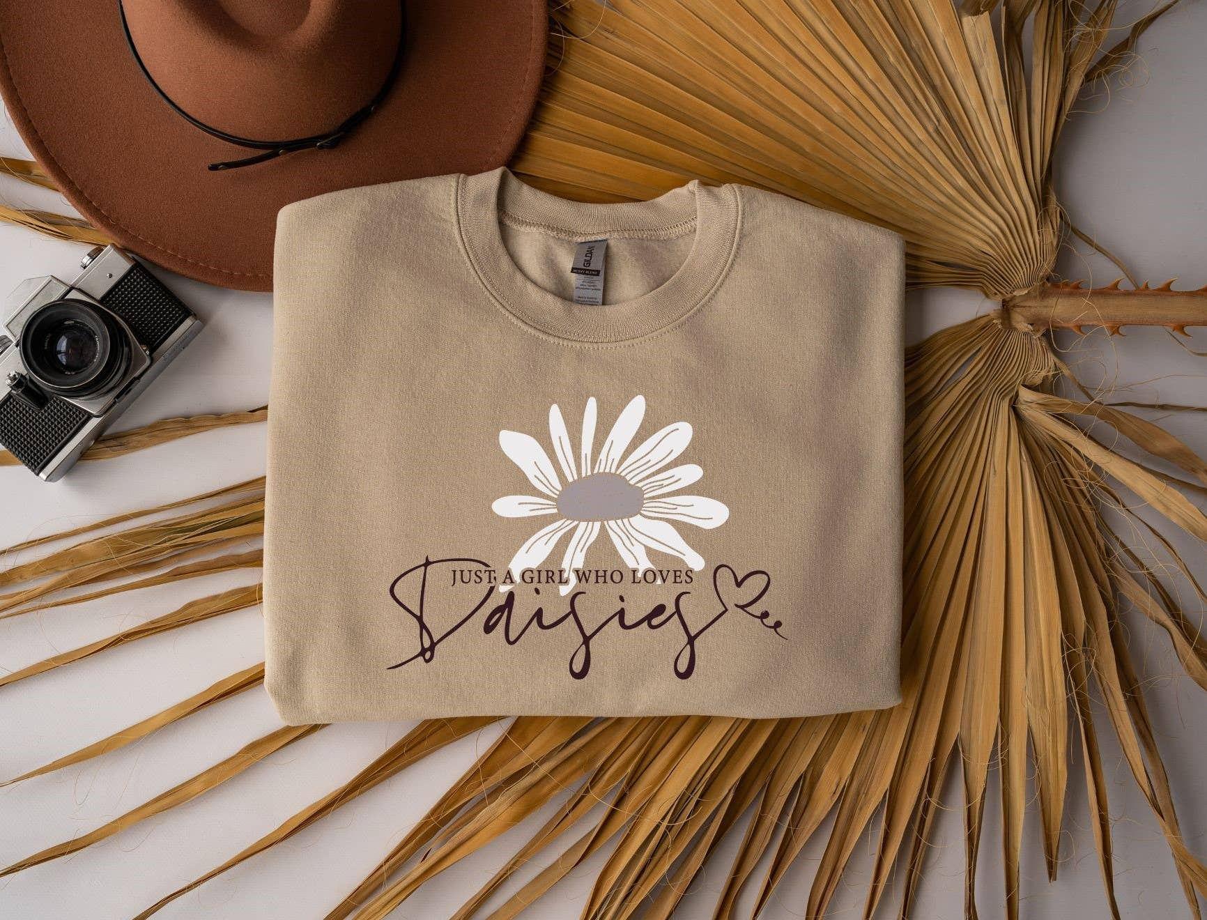 Just A Girl Who Loves Daisies Oversize Sweatshirt