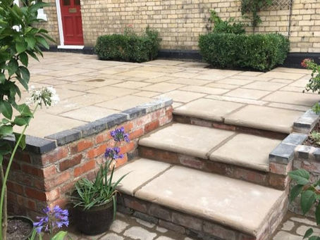 Enhance Your Homeโs First Impression with Steps Up to the Front Door โ CM Building Services, Trusted Shrewsbury Builders