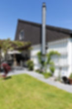 Gartengestaltung mit Grillarena, Gartenhaus und Nutzgarten