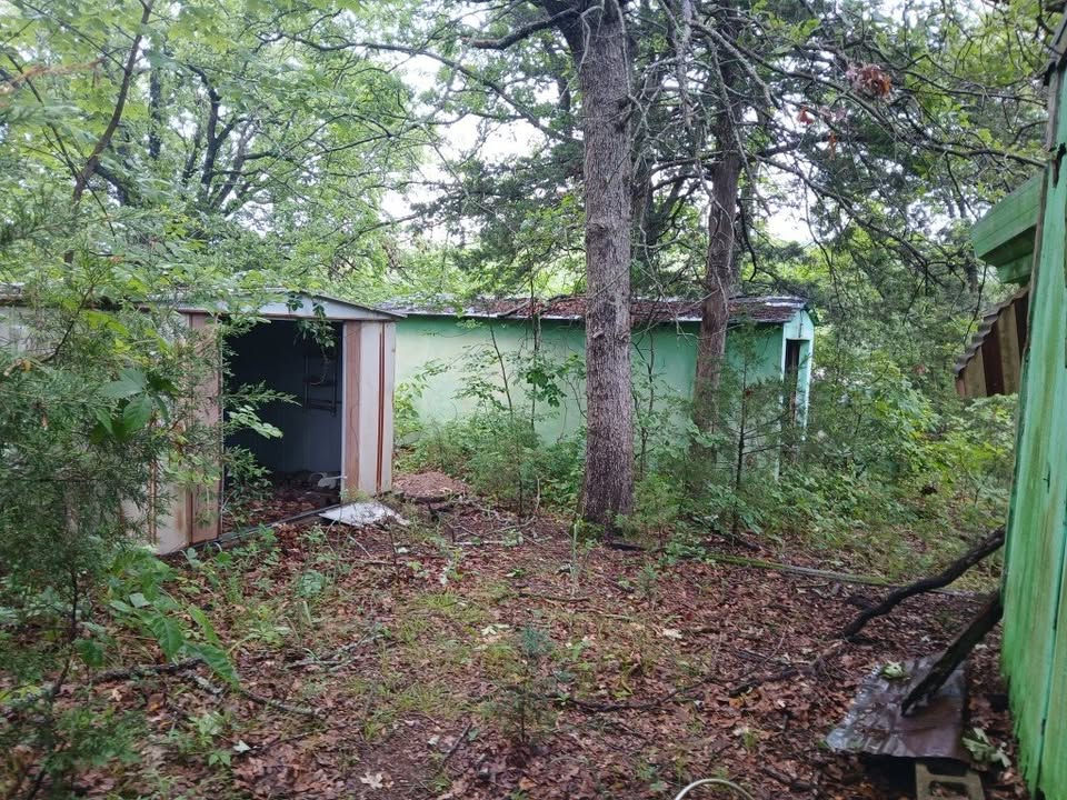 Thumbnail: 1/4 Acre with utilities near Lake Eufaula, Oklahoma