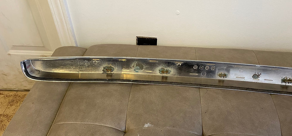 Thumbnail: 2011-14 GMC Sierra 2500 HD Hood Chrome Molding