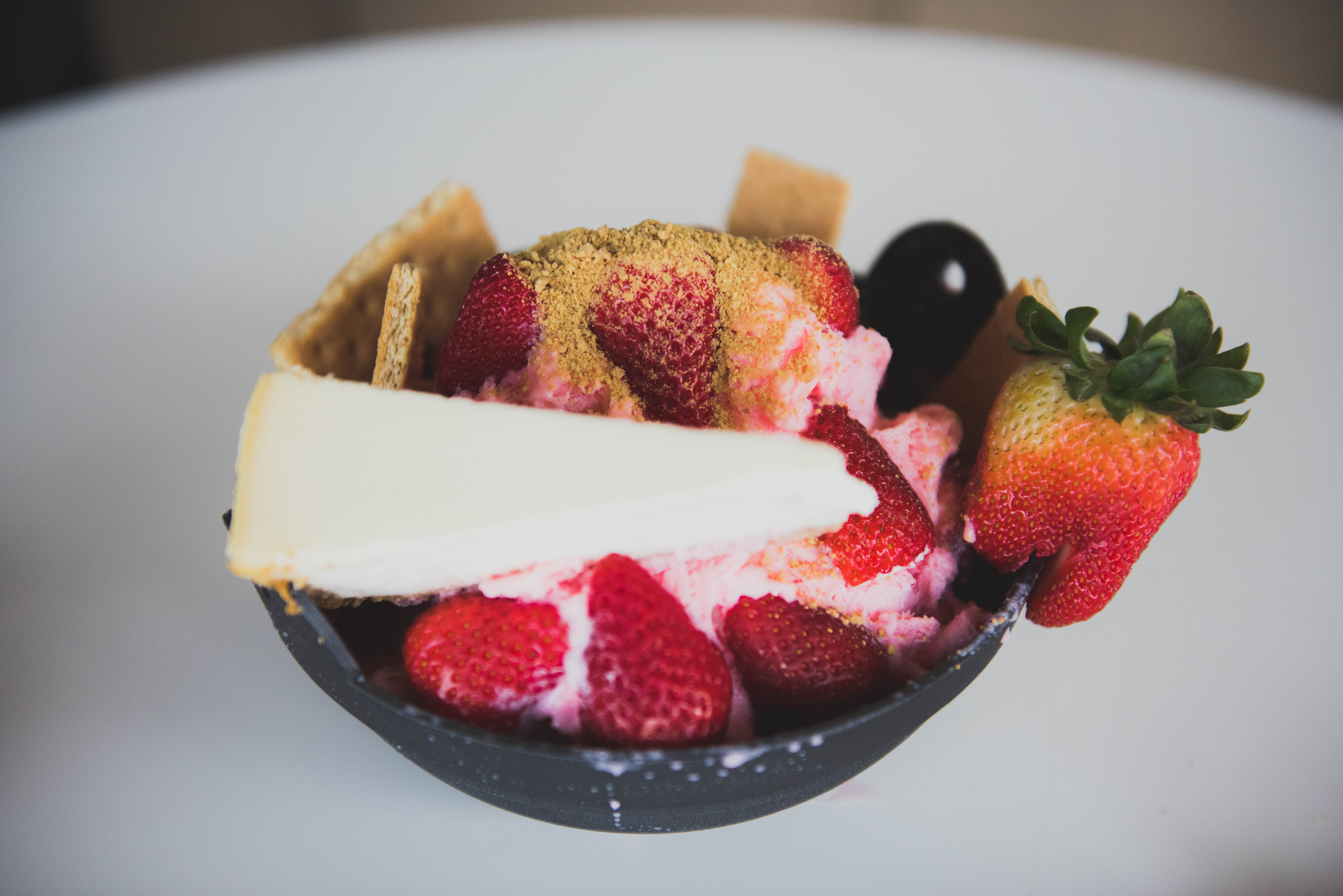 Strawberry cheesecake (cheeseberry)