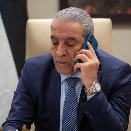 اتصال هاتفي بين حسين الشيخ وهاكان فيدان لبحث مستجدات الوضع الفلسطيني والتنسيق الدولي