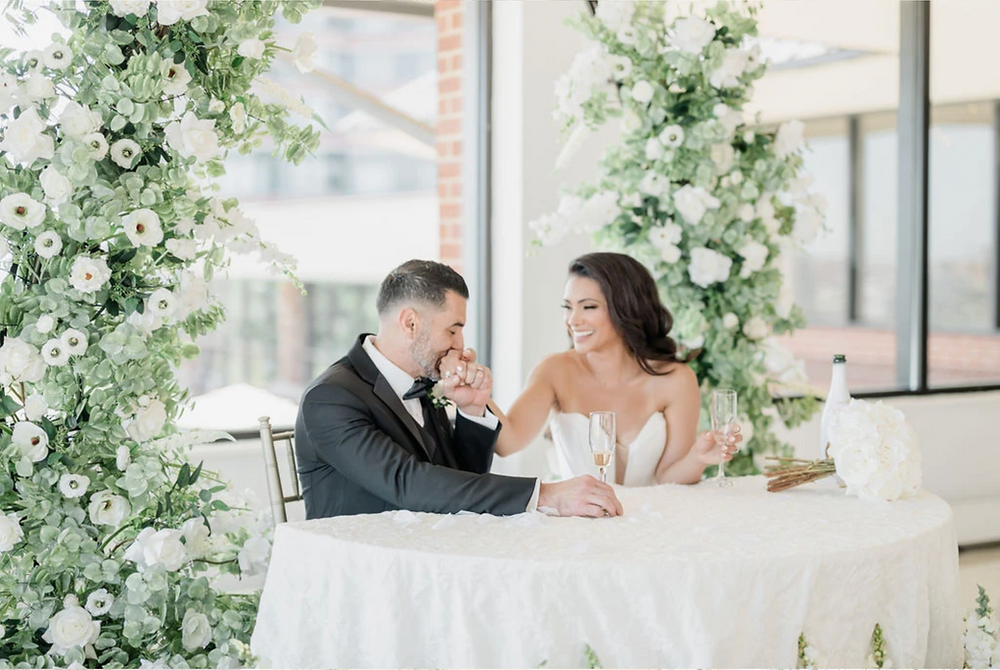 How to Choose the Perfect Wedding Venue: Riverview Ballroom