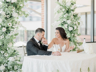 How to Choose the Perfect Wedding Venue: Riverview Ballroom