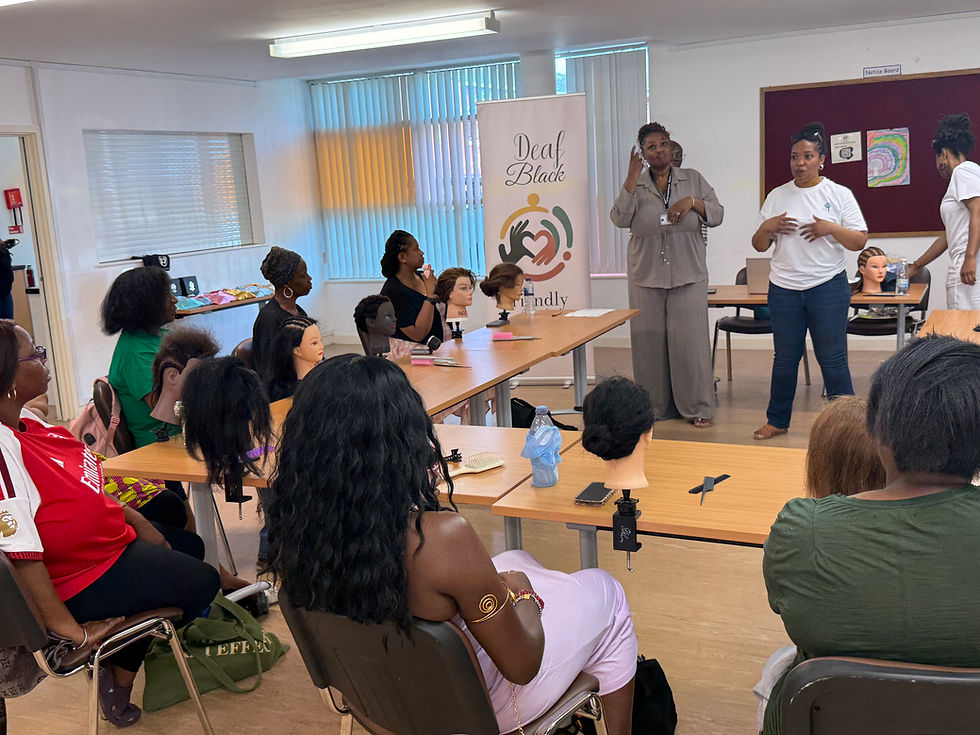 BSL interpreter supporting participants