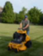Commercial lawn care services in Shawnee KS