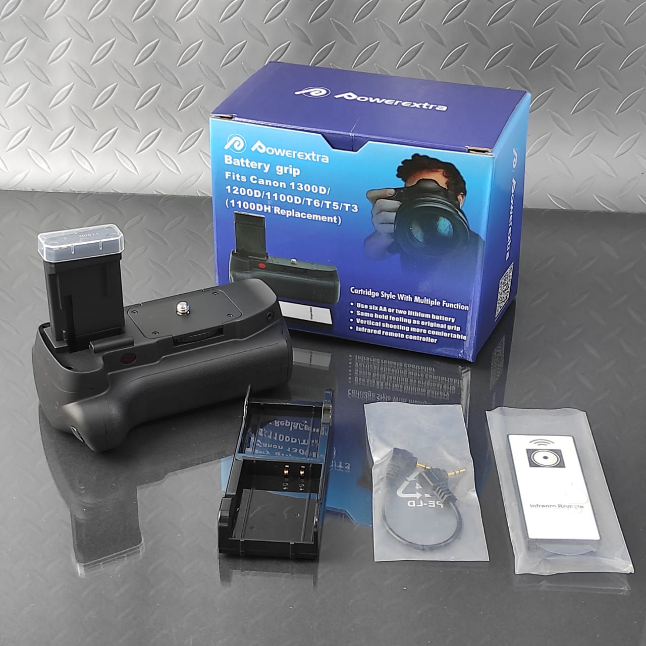 Grip para Canon EOS 1100D1200D1300D RebelT3T5T6K +IR Remote