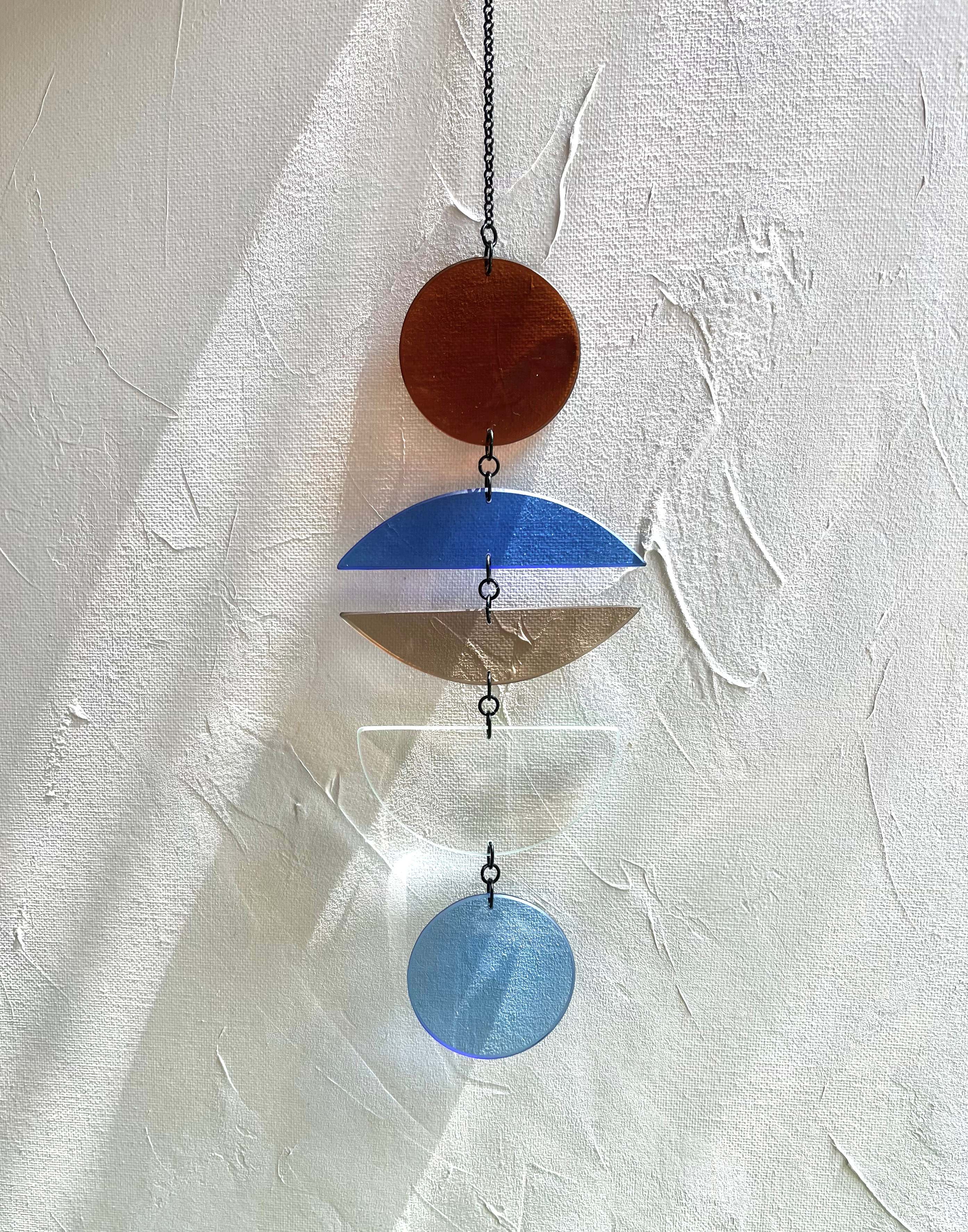 CASCADE mobile in blue