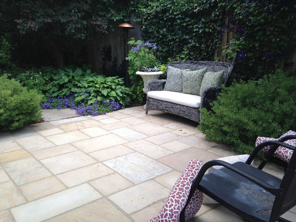 Flagstone patio Ashlar Patter