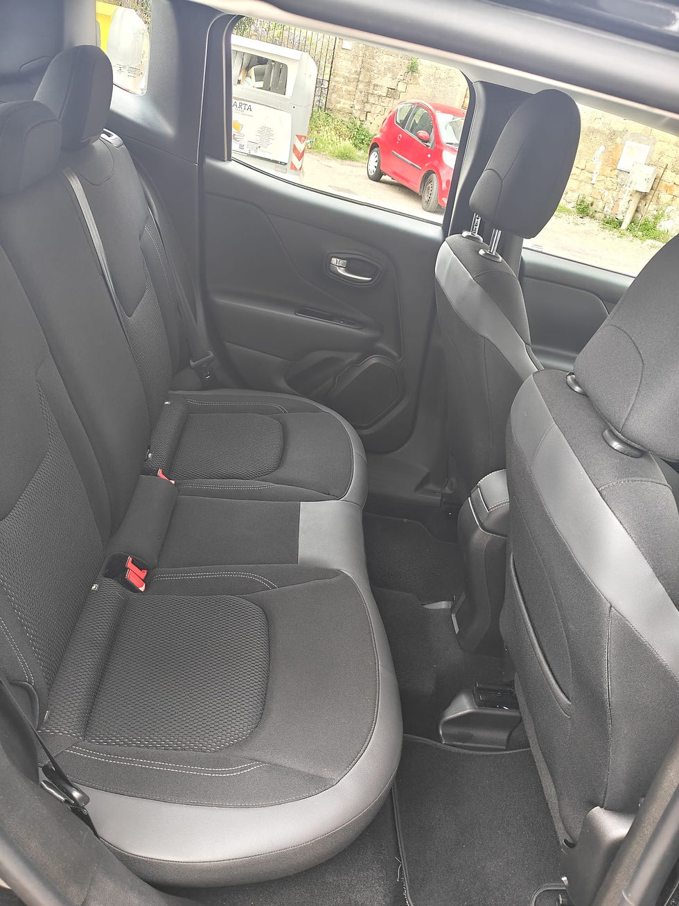 Miniatura: Jeep Renegade
