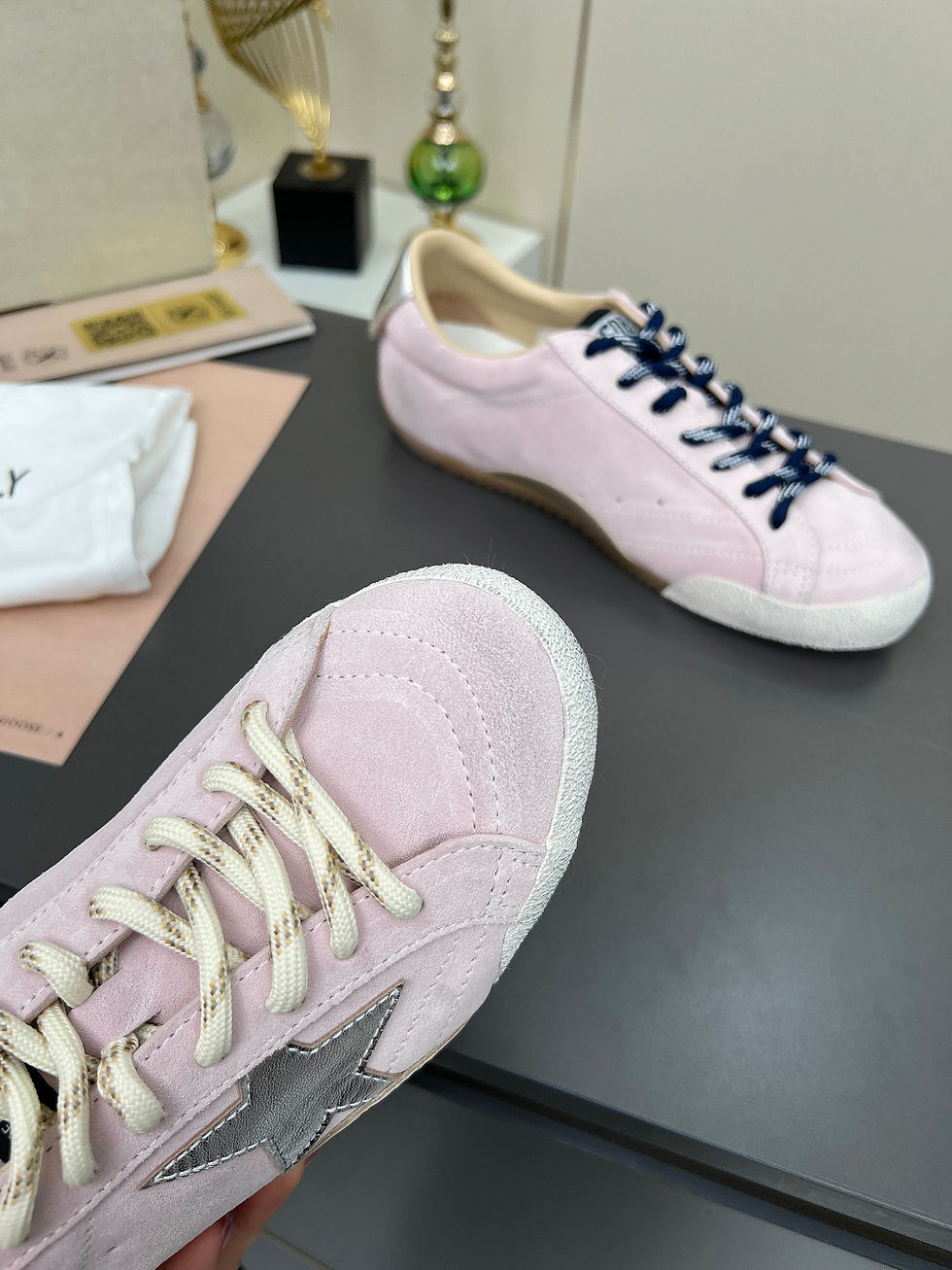 Thumbnail: GOLDEN GOOSE TRUE STAR SURDE PINK