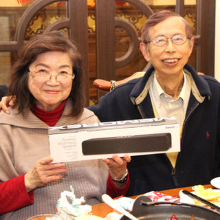IMG_5051 DR. and Mrs. Ho with Gift.JPG