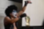 １