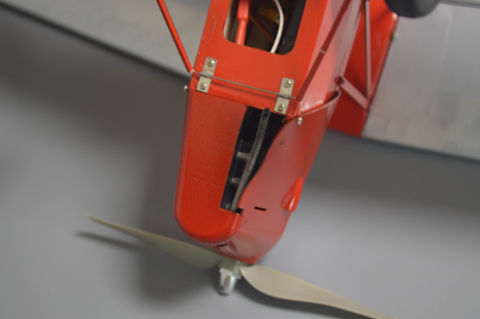 deHavilland DH.82 TigerMoth model aircraft, DH82 aircraft model, Tiger Moth wooden kit, wooden construction kit model maker