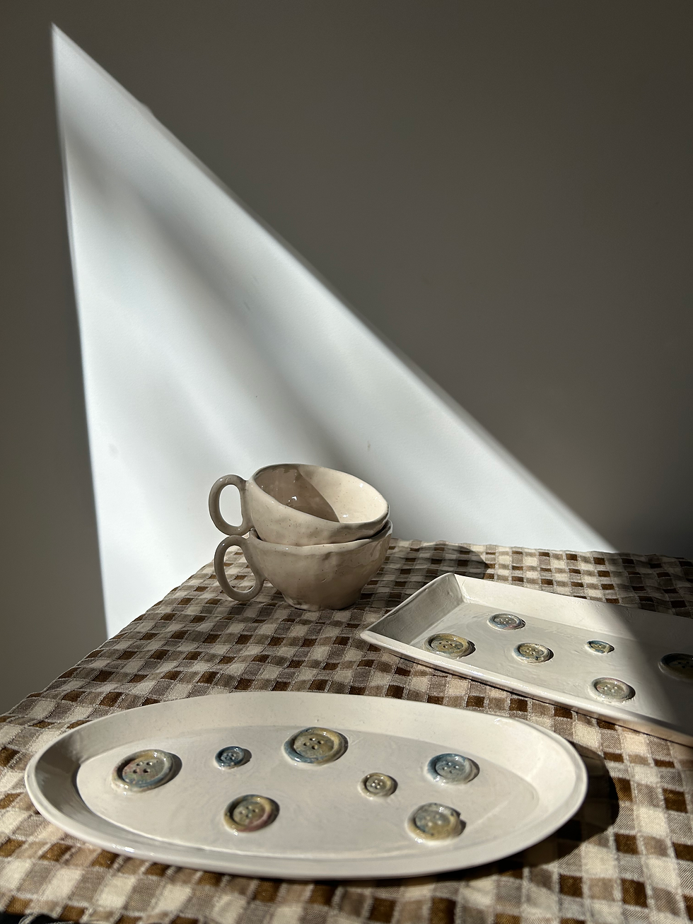 Miniature : Tasse“Bouton” pincée à la main en céramique