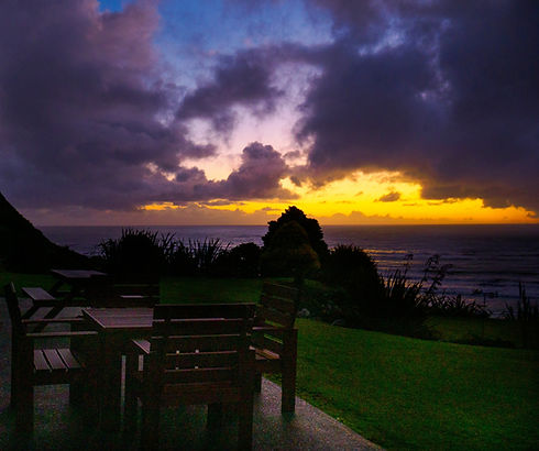 Sunset Colour Sky Views From Breakers Boutique Accomodation- West Coast New Zealand