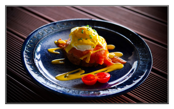 Breakers Boutique Accommodation Breakfast- Eggs benedict-