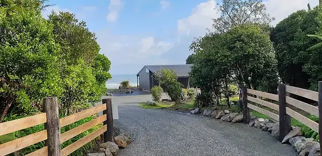 entrance into Breakers Boutique Accommodation on the West Coast of New Zealand