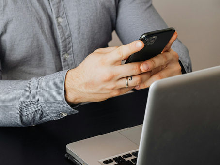 Jak napisać pracę magisterską z informatyki? – wybór tematu, badania i metodologia
