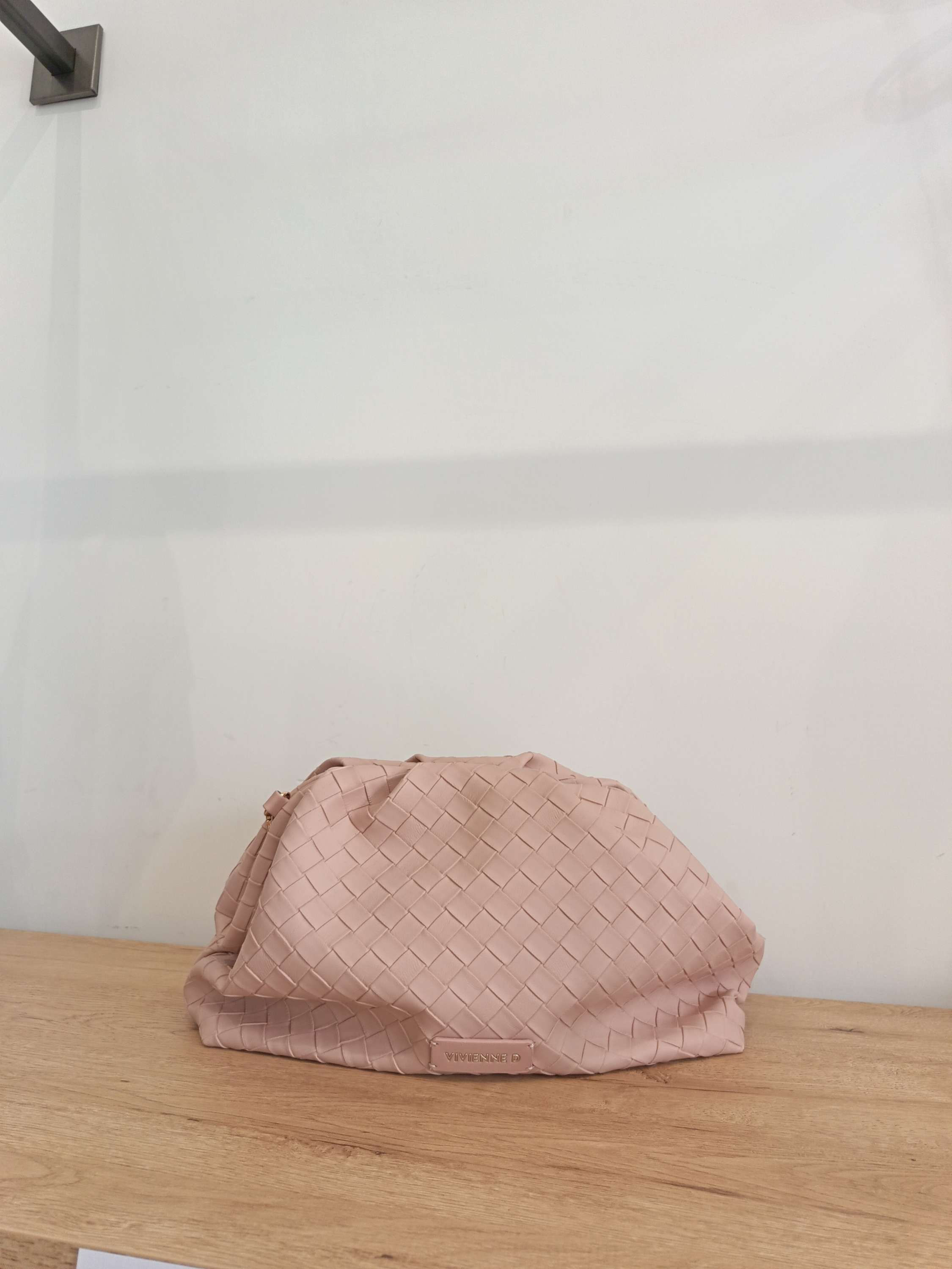 Borsa Romina