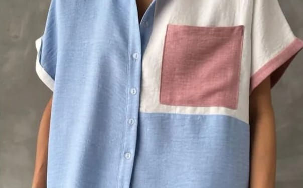 Açık mavi, beyaz ve pudra pembesi renkli kısa kollu gömlek