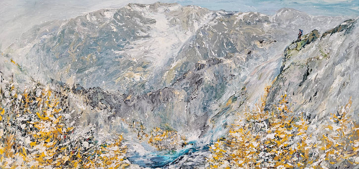 Toile montrant une immense montagne enneigée et de mélèzes jaunes.