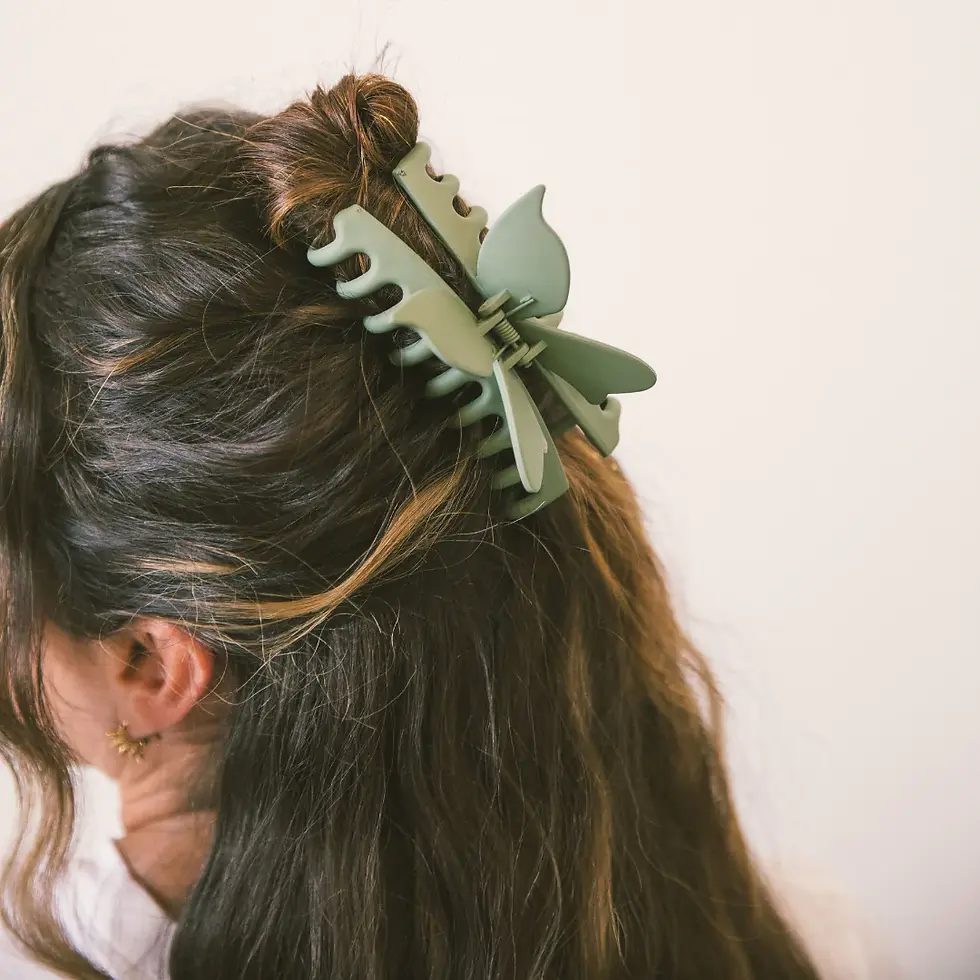 Thumbnail: Green/White Butterfly Claw Clip
