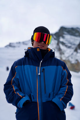 rider _brendanmackay, location Saas Fee, shot by _simondartois DSC01643.jpeg